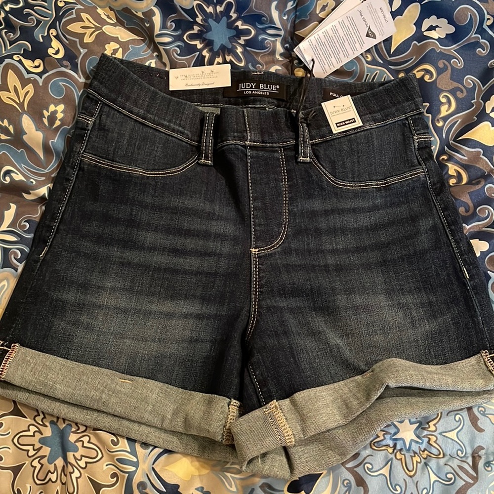 Judy Blue shorts